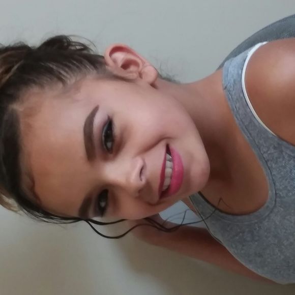 Meet your Posher, Stacie - Picture 1 of 1